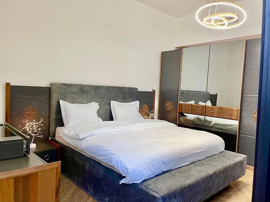 Lovely Private Contemporary Residential Apartment - 201 Абу-Даби